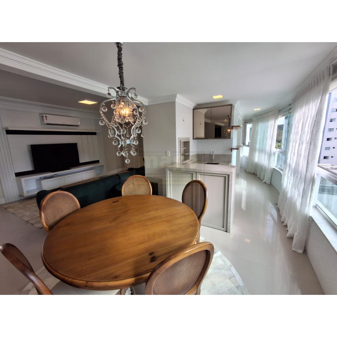 Apartamento 3 quartos para Venda no bairro Barra Sul em Balneário Camboriú