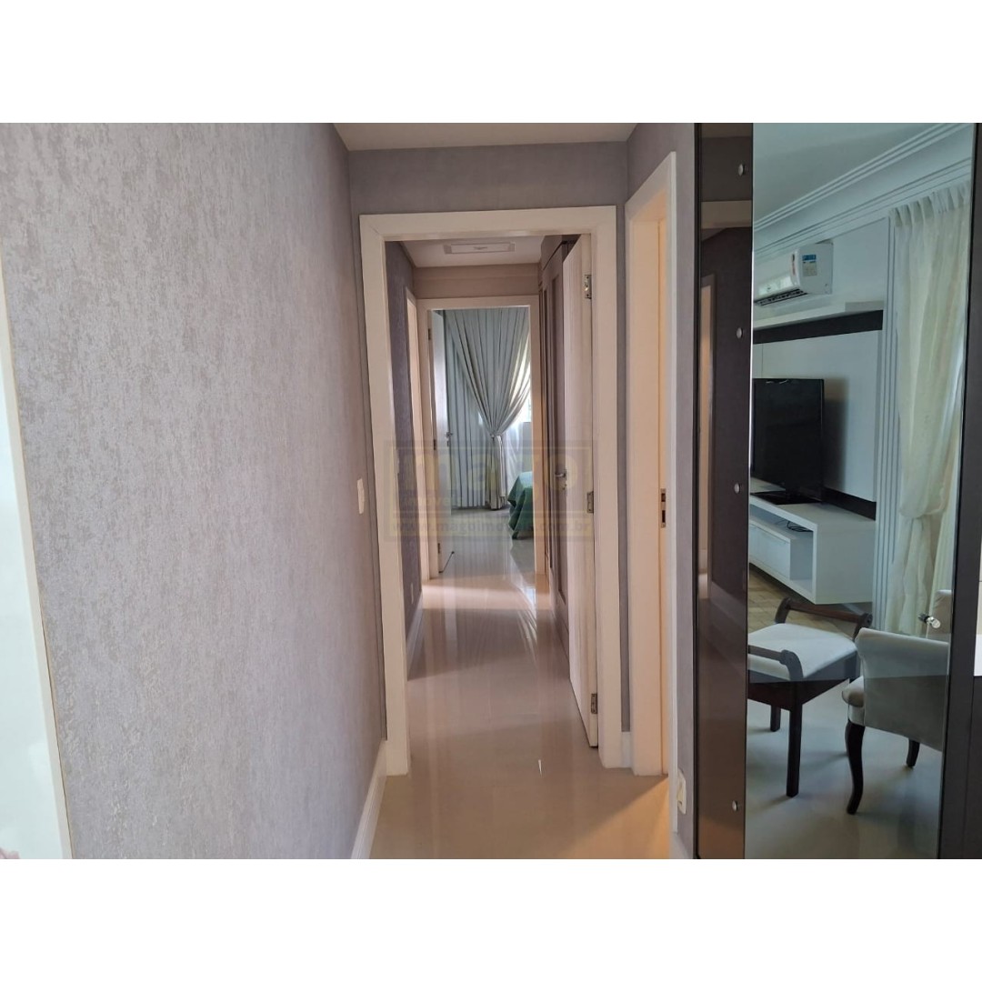 Apartamento 3 quartos para Venda no bairro Barra Sul em Balneário Camboriú