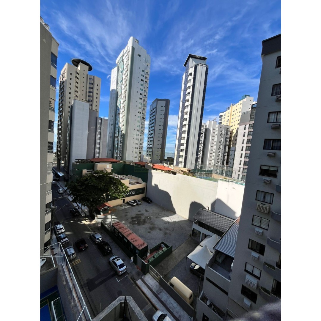 Apartamento para Locação Anual no bairro Centro em Balneário Camboriú