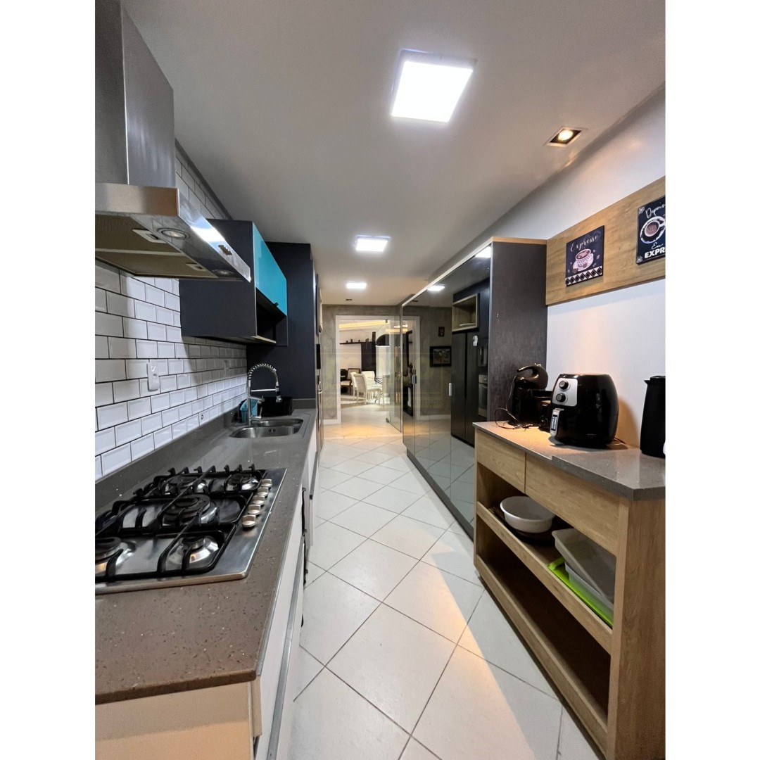 Apartamento para Locação Anual no bairro Centro em Balneário Camboriú