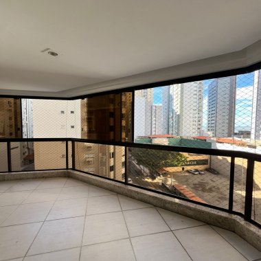 Apartamento para Locação Anual no bairro Centro em Balneário Camboriú