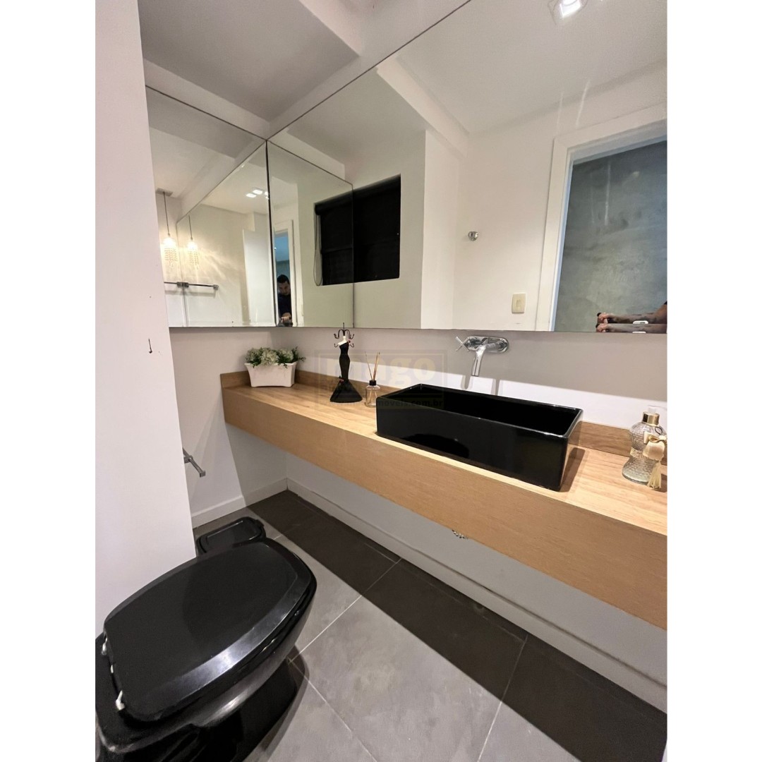 Apartamento para Locação Anual no bairro Centro em Balneário Camboriú