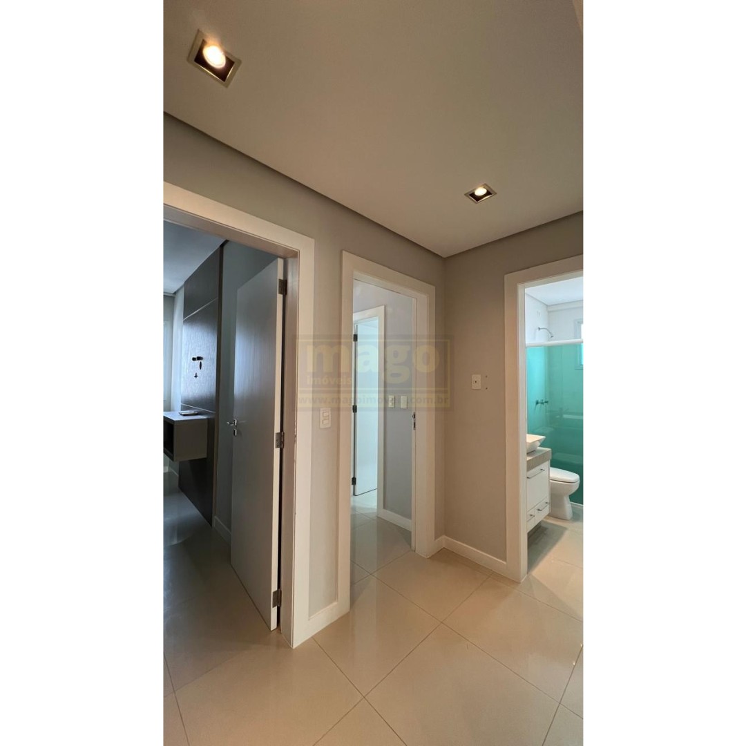 Apartamento 3 quartos para Locação Anual no bairro Centro em Balneário Camboriú
