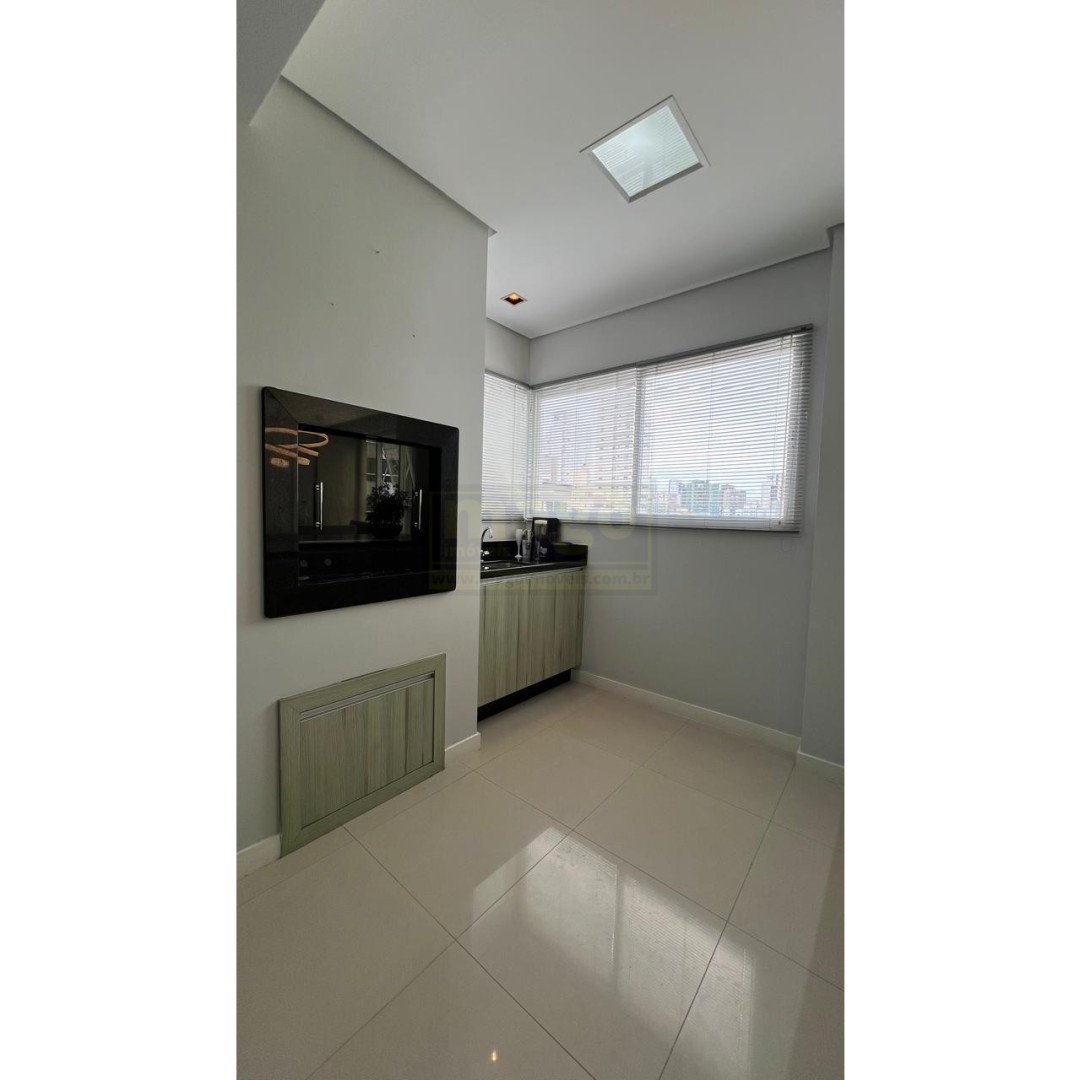 Apartamento 3 quartos para Locação Anual no bairro Centro em Balneário Camboriú