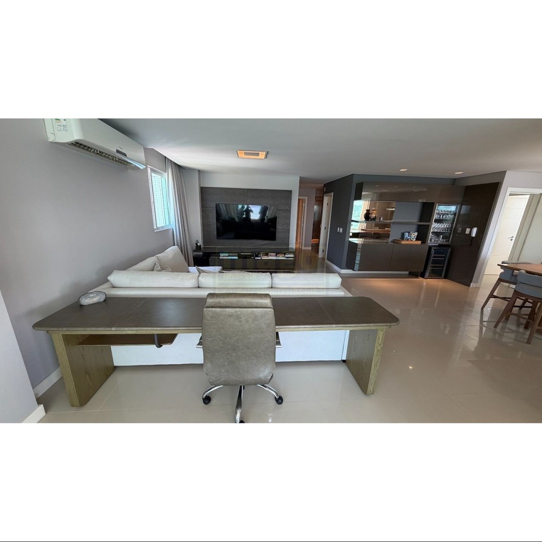 Apartamento para Locação Anual no bairro Centro em Balneário Camboriú