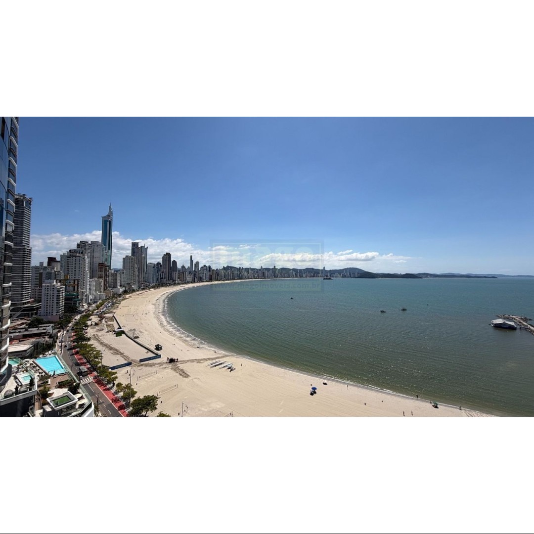 Apartamento para Locação Anual no bairro Centro em Balneário Camboriú