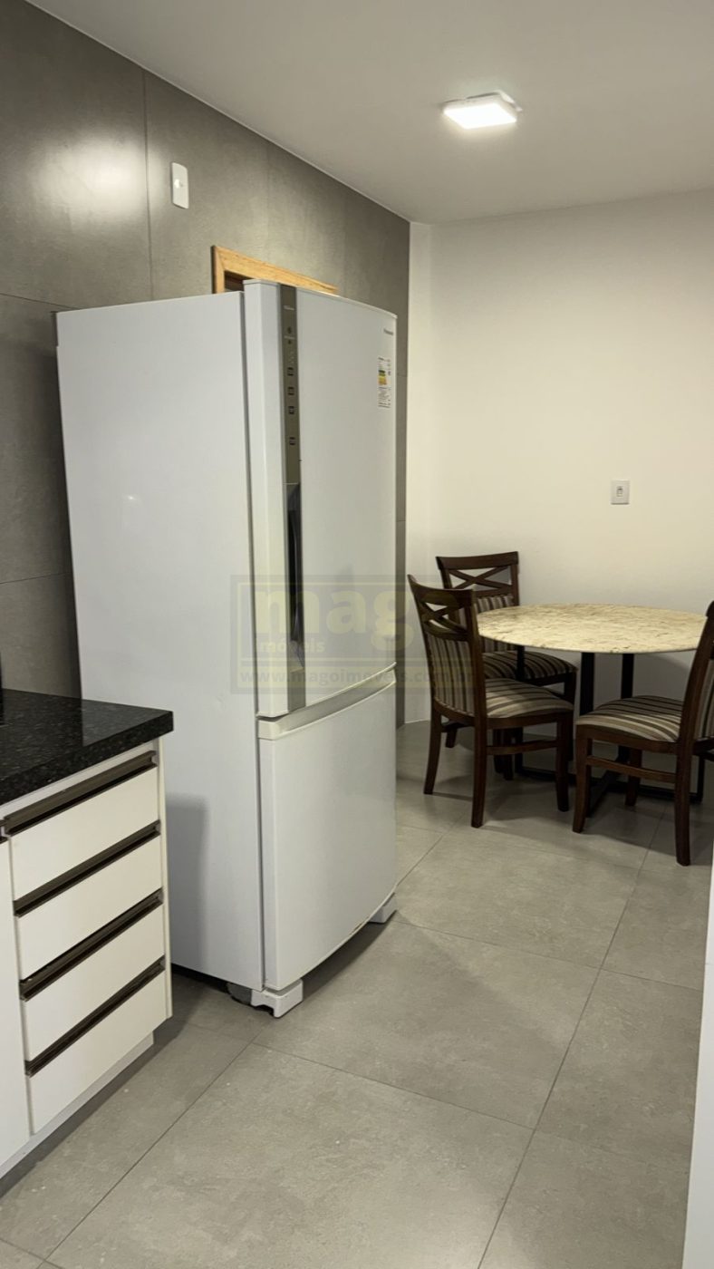 Apartamento de 3 Quartos com Suíte – Excelente Localização 