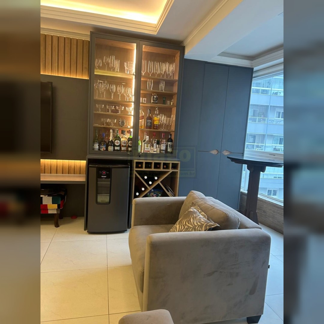 Apartamento 2 quartos para Venda no bairro Centro em Balneário Camboriú