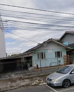 Casa para Venda no bairro Estados em Balneário Camboriú