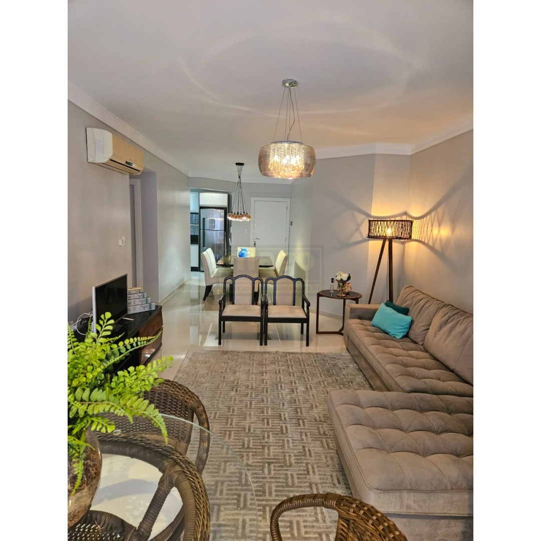 Apartamento para Locação Anual no bairro Centro em Balneário Camboriú