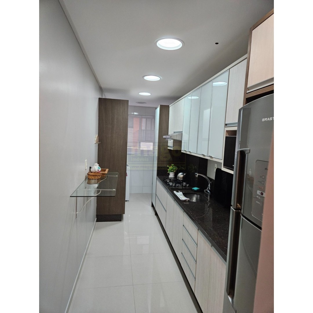 Apartamento para Locação Anual no bairro Centro em Balneário Camboriú