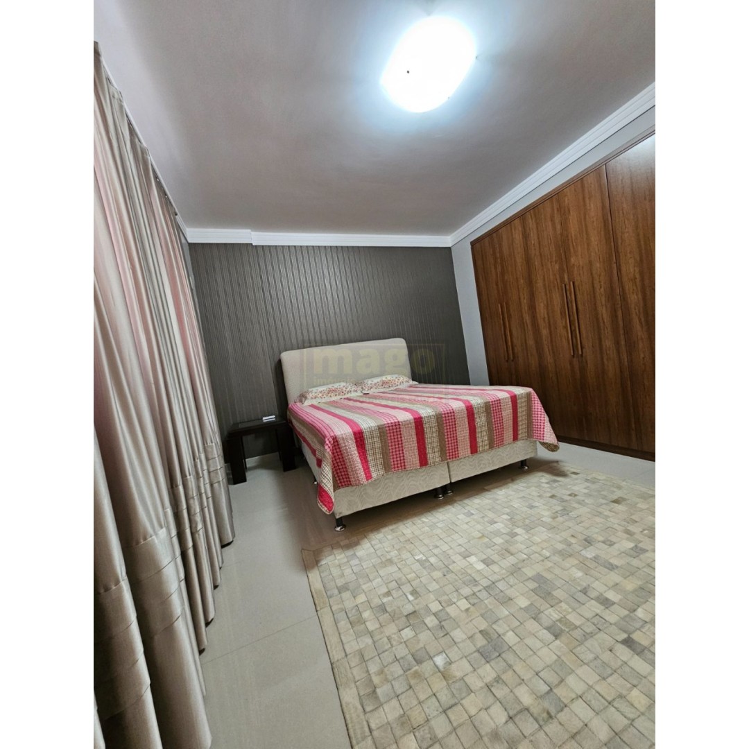 Apartamento para Locação Anual no bairro Centro em Balneário Camboriú