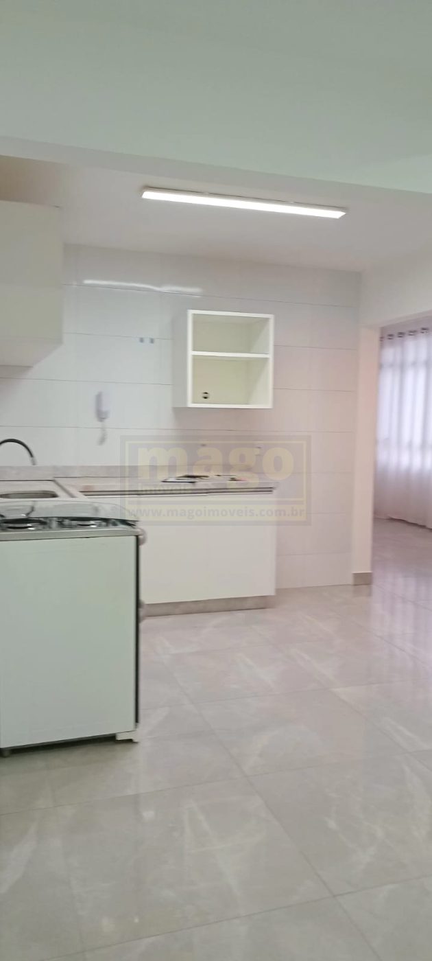 Apartamento 03 quartos - Locação Anual - Balneário Camboriú