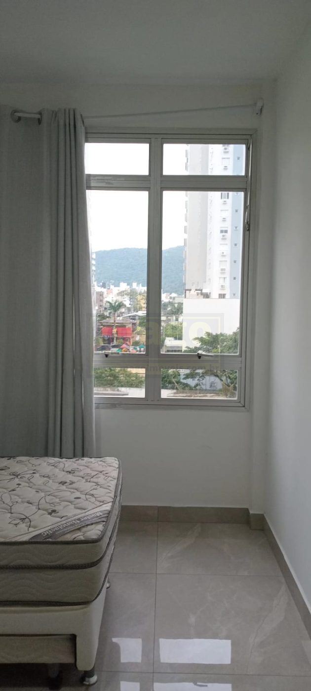 Apartamento 03 quartos - Locação Anual - Balneário Camboriú