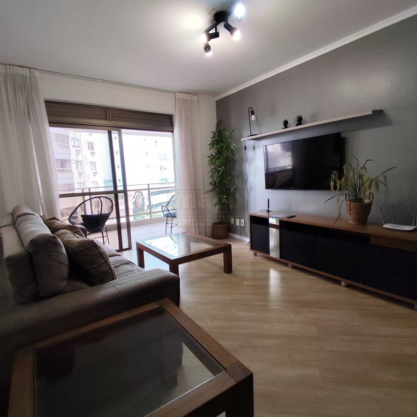 Apartamento 3 quartos - Locação - Balneário Camboriú