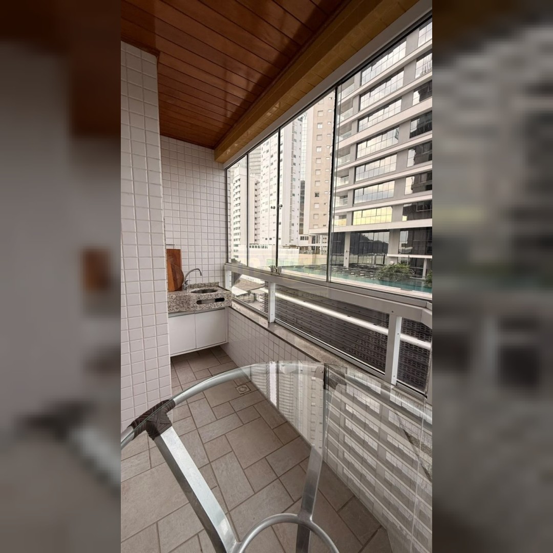 Apartamento 2 quartos para Locação Anual no bairro Centro em Balneário Camboriú