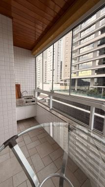 Apartamento 2 quartos para Locação Anual no bairro Centro em Balneário Camboriú