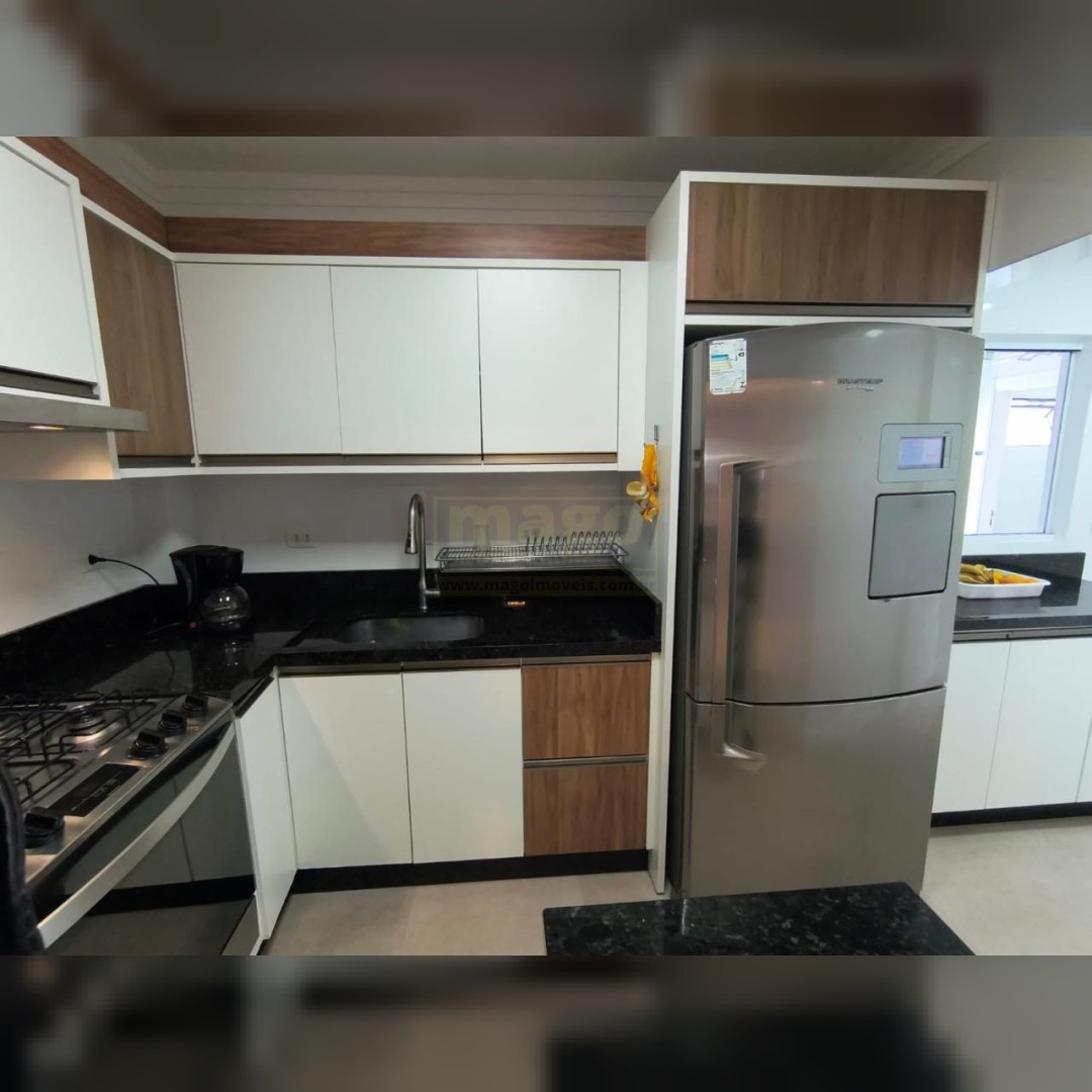 Apartamento 3 suítes à venda na Avenida Atlântica, em Balneário Camboriú