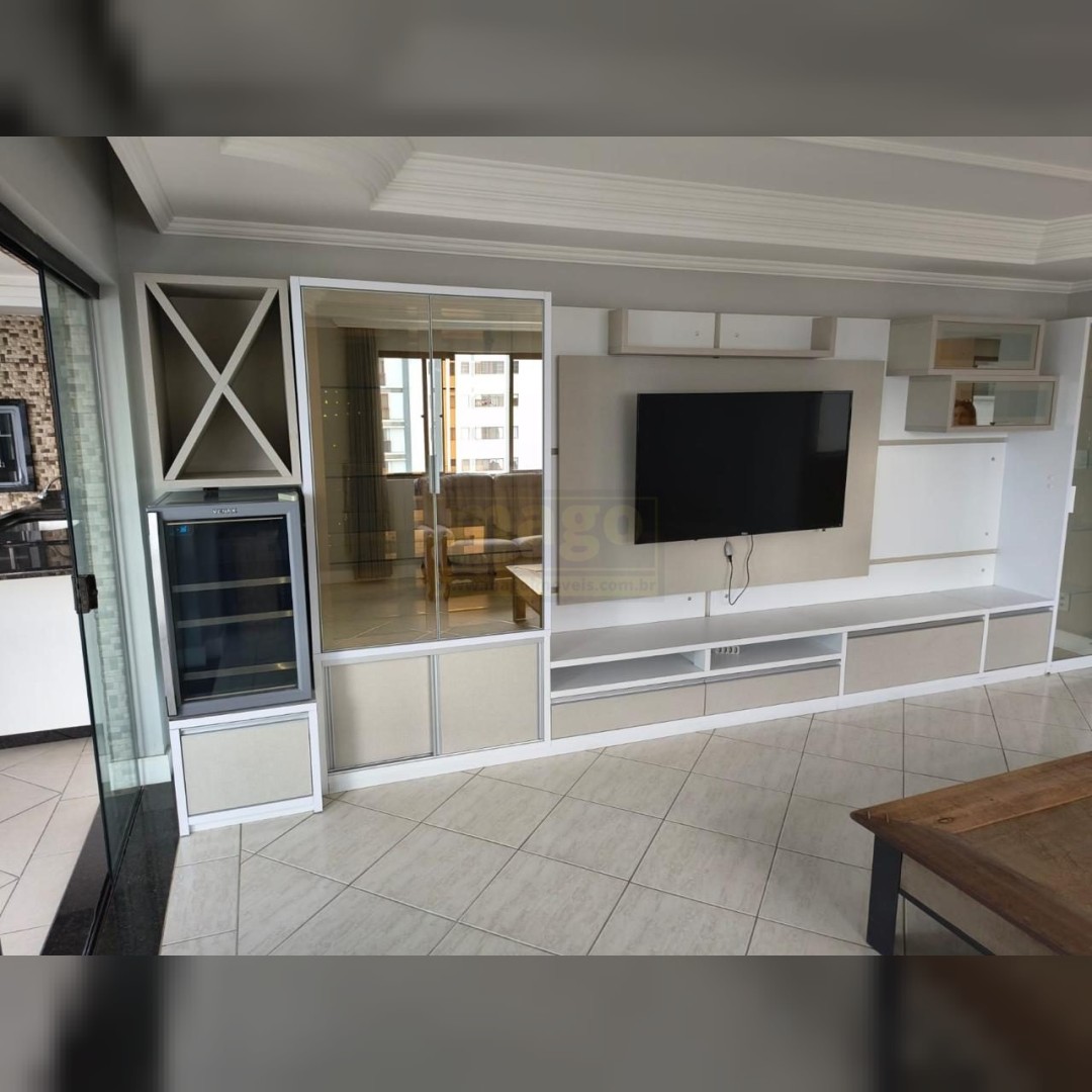 Apartamento 3 suítes à venda na Avenida Atlântica, em Balneário Camboriú