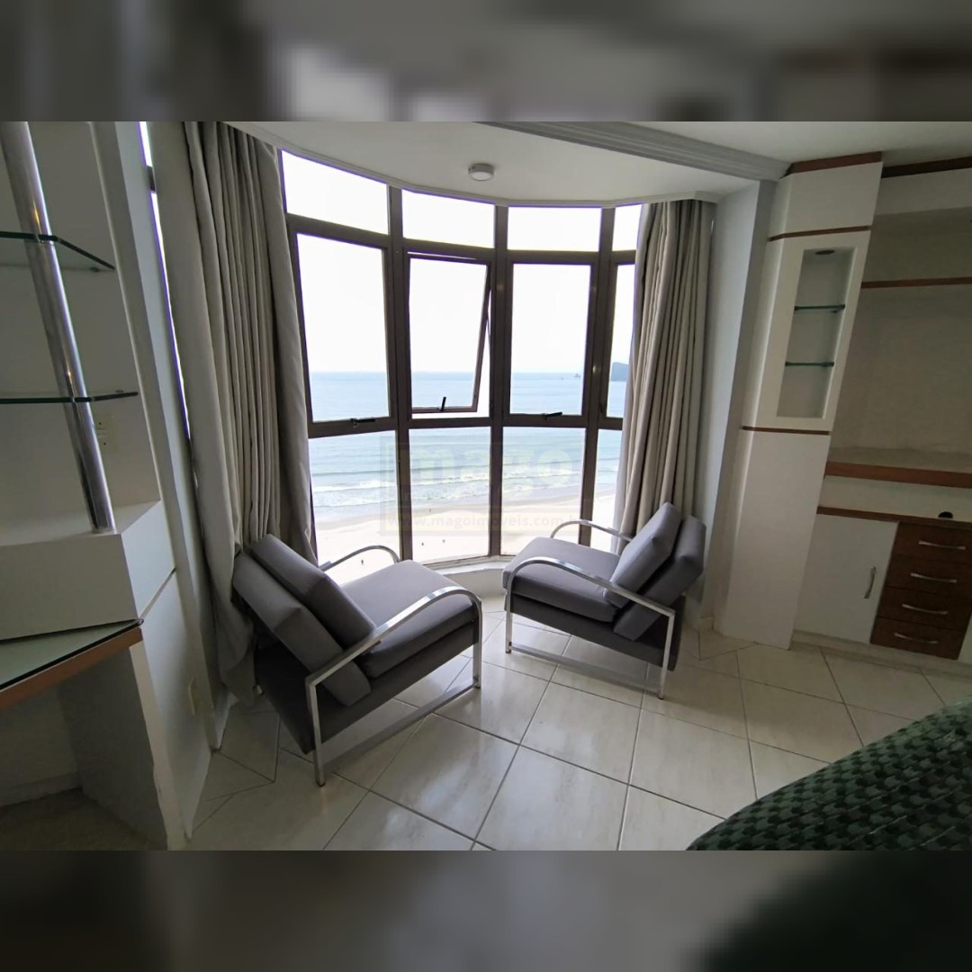 Apartamento 3 suítes à venda na Avenida Atlântica, em Balneário Camboriú