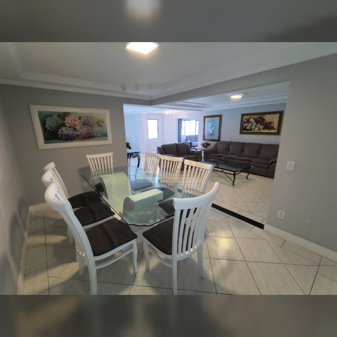 Apartamento 3 suítes à venda na Avenida Atlântica, em Balneário Camboriú