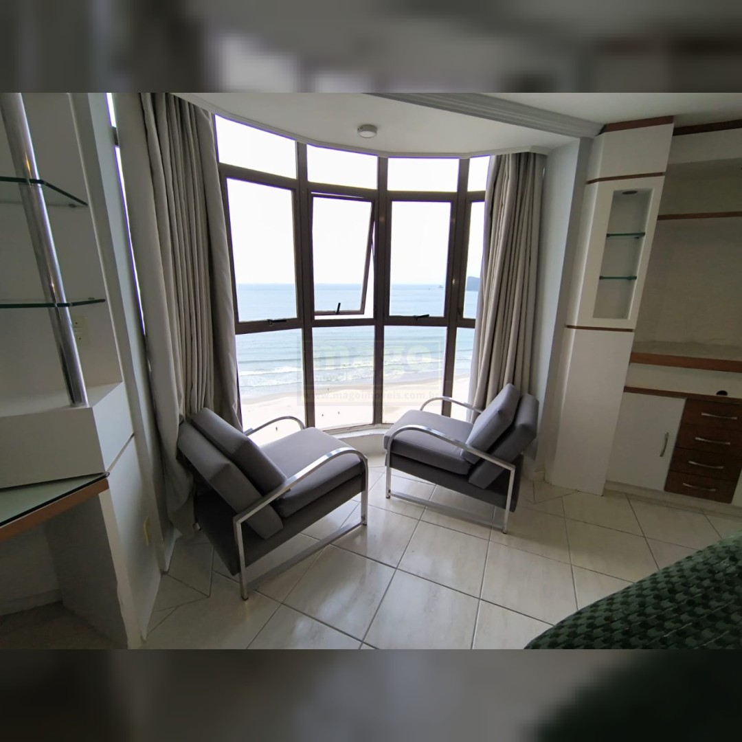 Apartamento 3 suítes à venda na Avenida Atlântica, em Balneário Camboriú