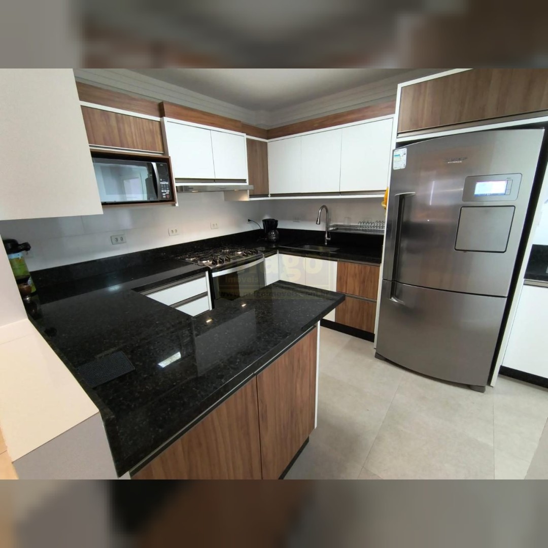 Apartamento 3 suítes à venda na Avenida Atlântica, em Balneário Camboriú