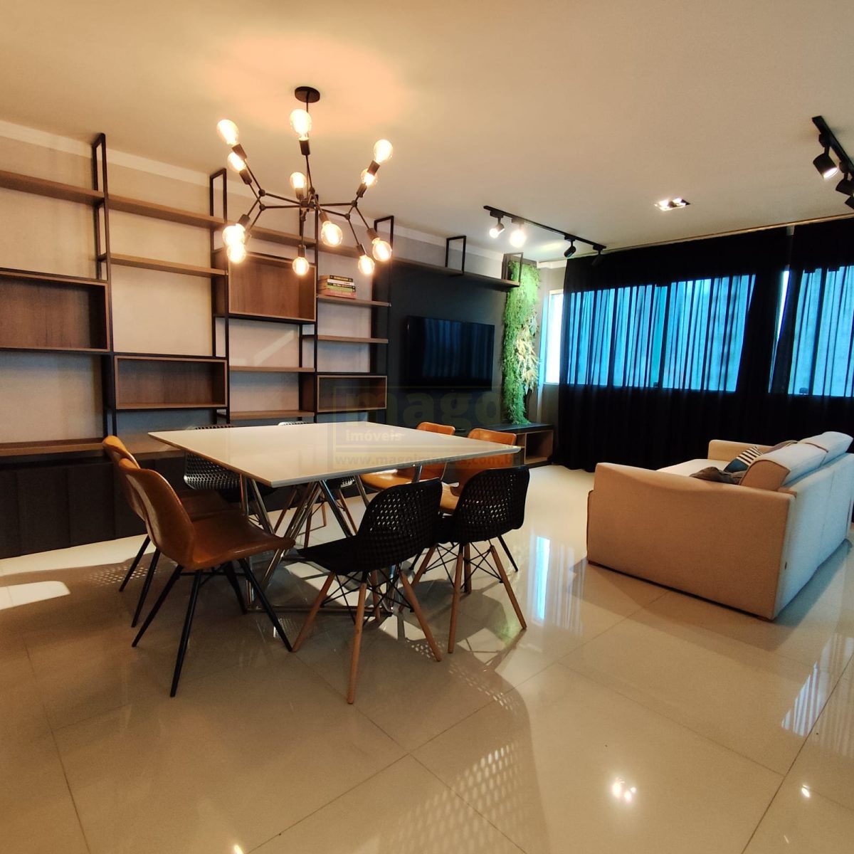 Apartamento 3 suítes para Venda no bairro Centro em Balneário Camboriú