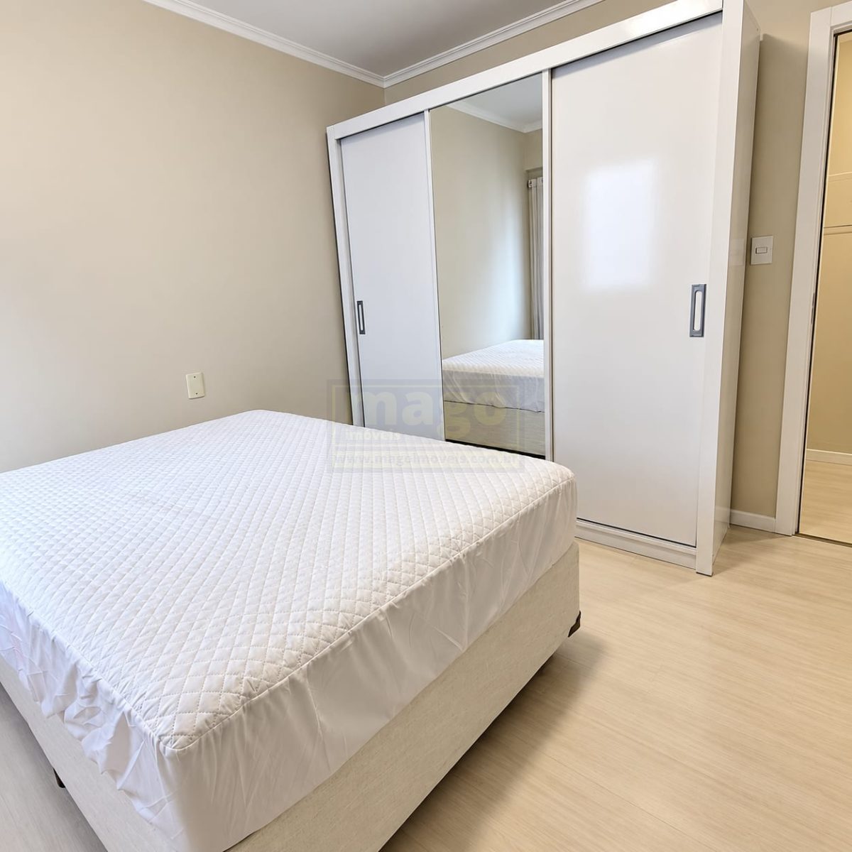 Apartamento 3 quartos para Locação Anual no bairro Centro em Balneário Camboriú