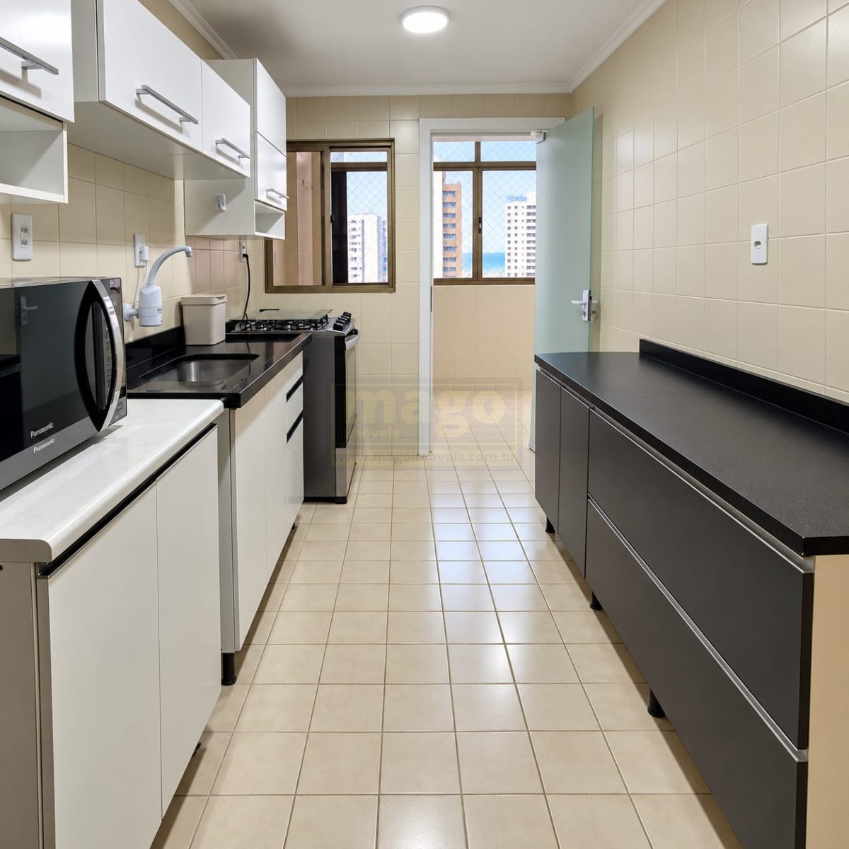Apartamento 3 quartos para Locação Anual no bairro Centro em Balneário Camboriú