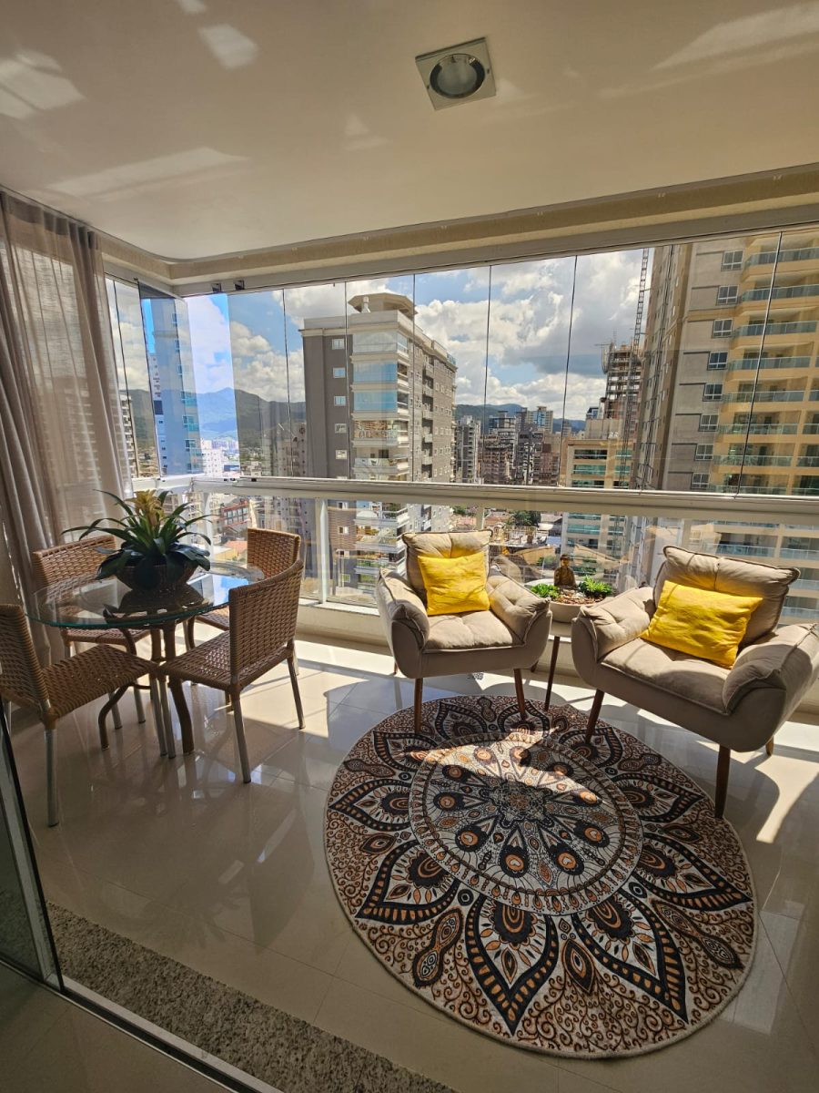 Apartamento 4 suítes para Venda no bairro Meia Praia em Itapema
