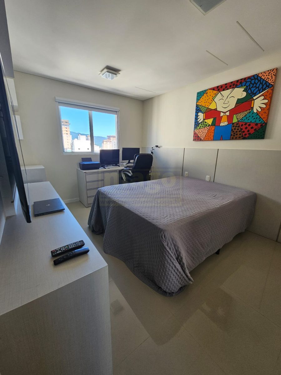 Apartamento 4 suítes para Venda no bairro Meia Praia em Itapema