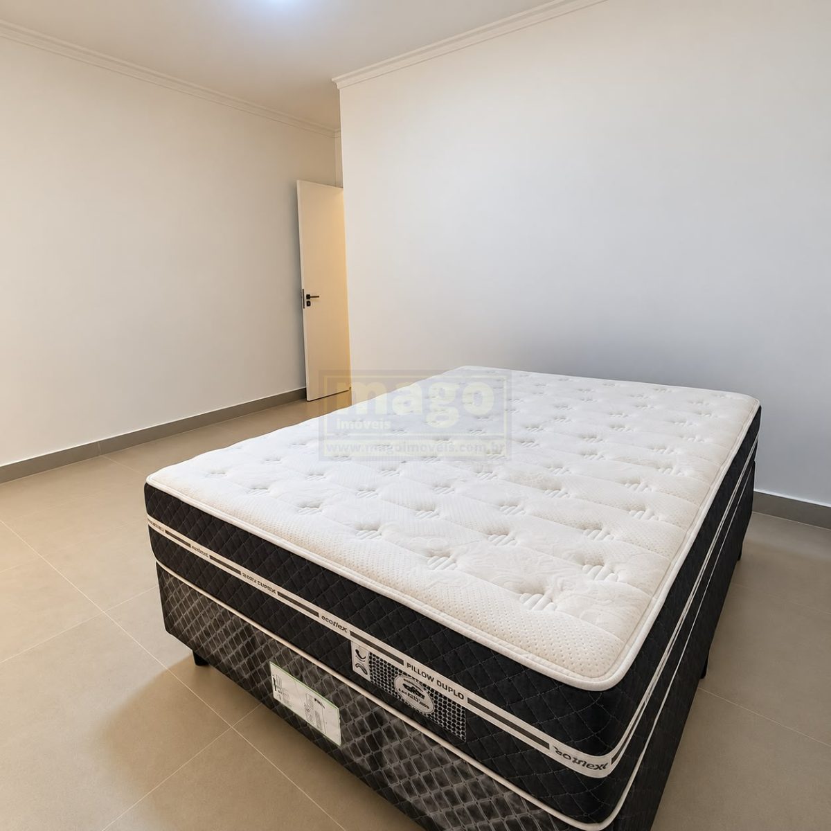 Apartamento 3 quartos para Locação Anual no bairro Centro em Balneário Camboriú
