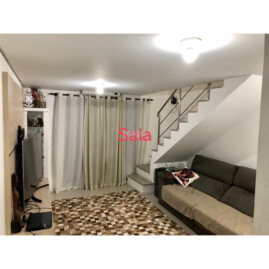 Casa 3 dormitórios no Bairro Nações Em Balneário Camboriú