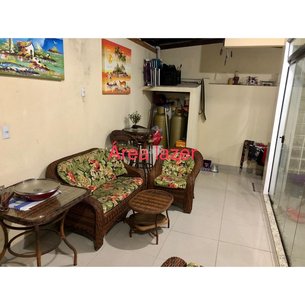 Casa 3 dormitórios no Bairro Nações Em Balneário Camboriú