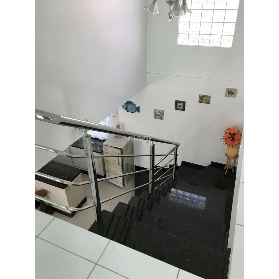 Linda Casa no Estaleiro